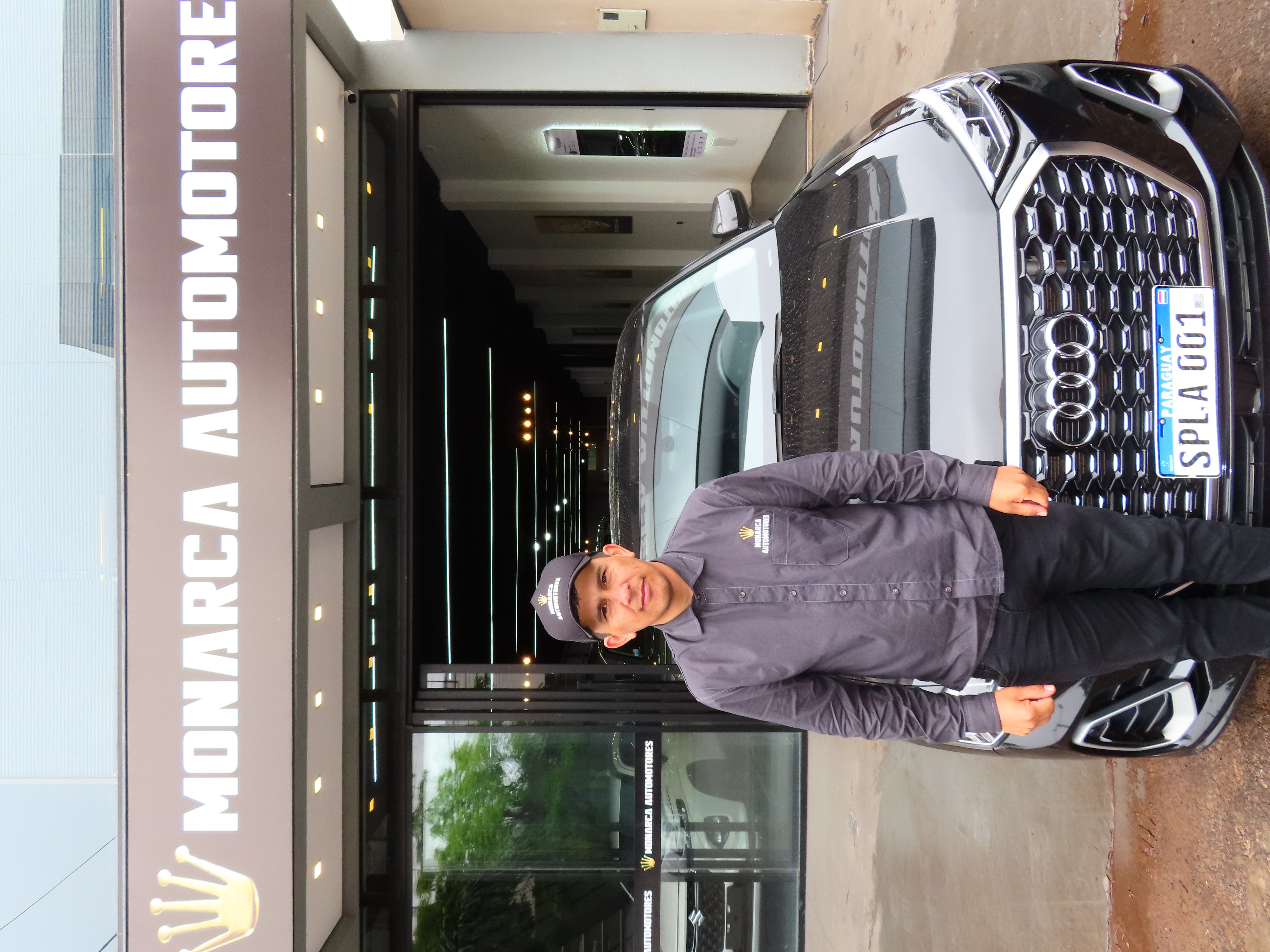 Ever, vendedor de Monarca Automotores
